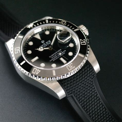 rolex submariner rubber straps.